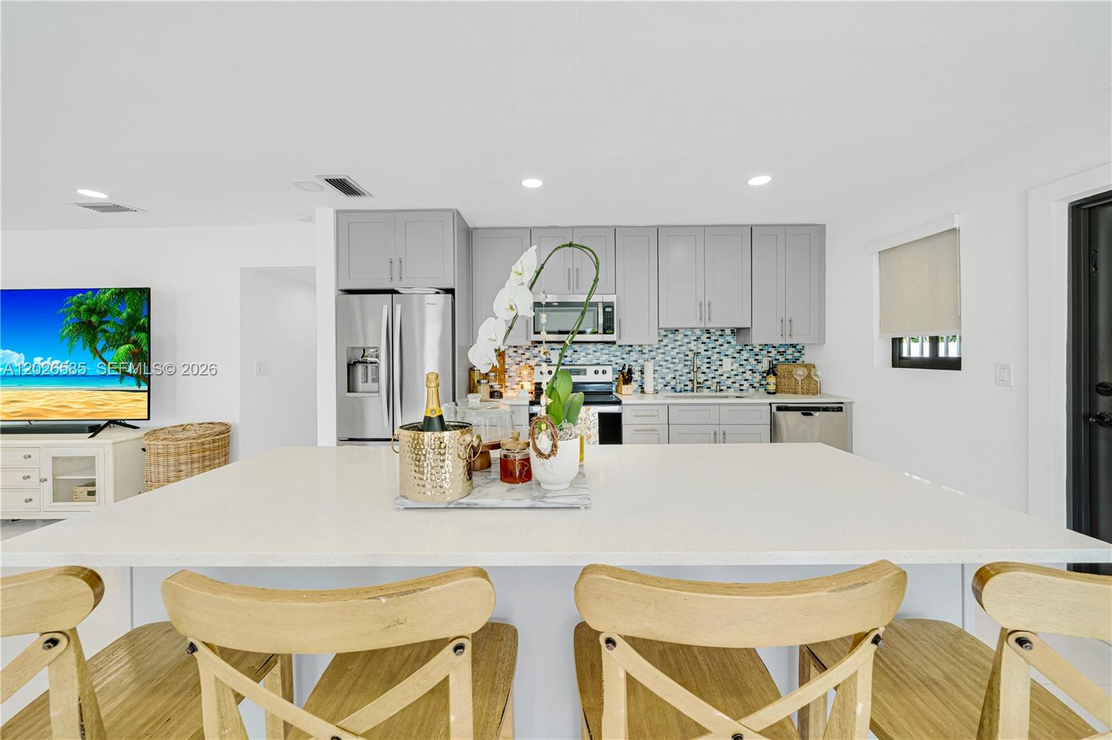 PINE TREE MANOR SEC 2 - Residential