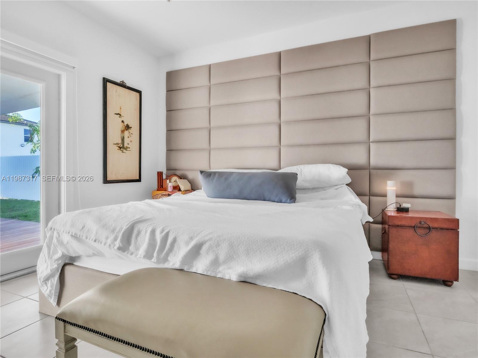 SIENA NORTH - Residential Lease