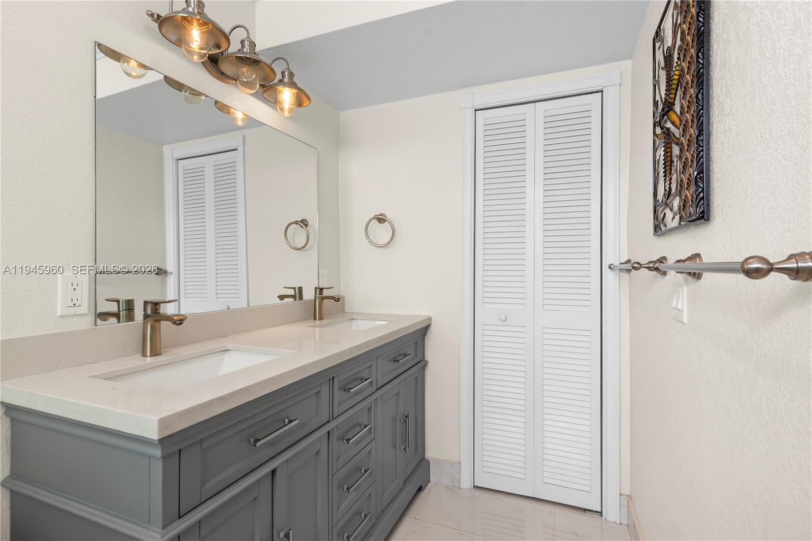 SECOND GULFSTREAM GARDEN - Residential