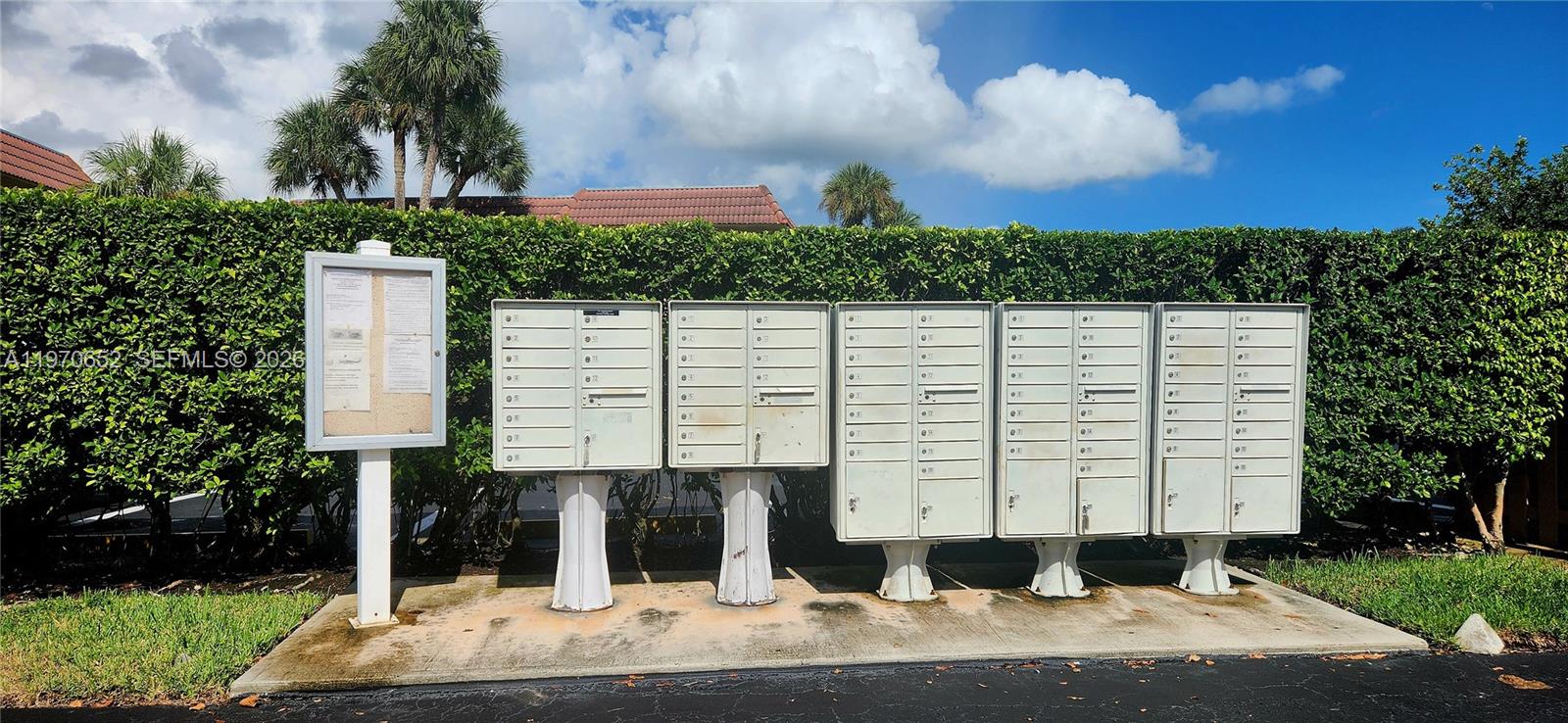 RACQUET CLUB APARTMENTS A - Residential