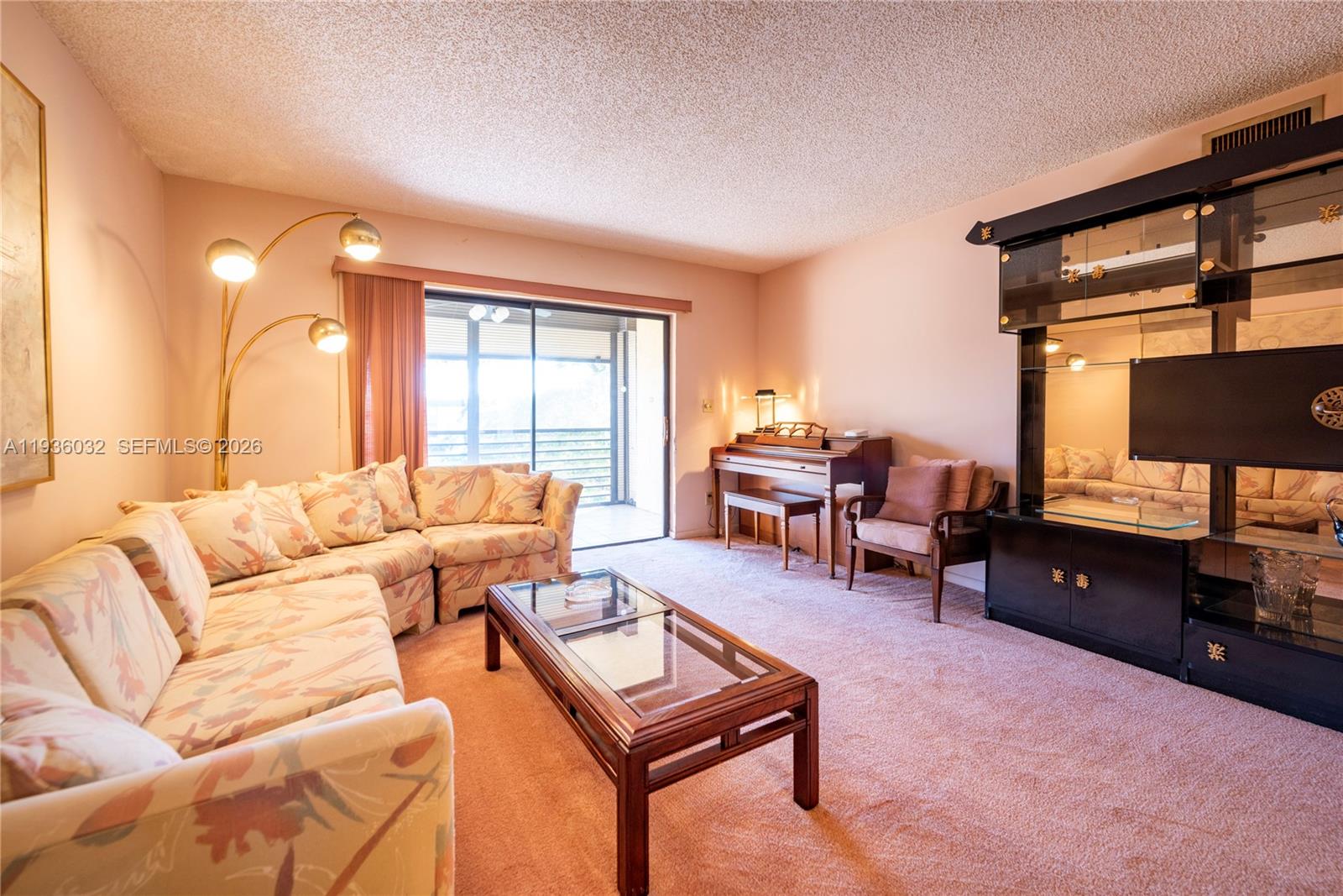 LAKES OF CARRIAGE HILLS - Residential