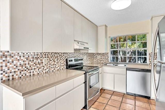 Village Homes - Residential Lease