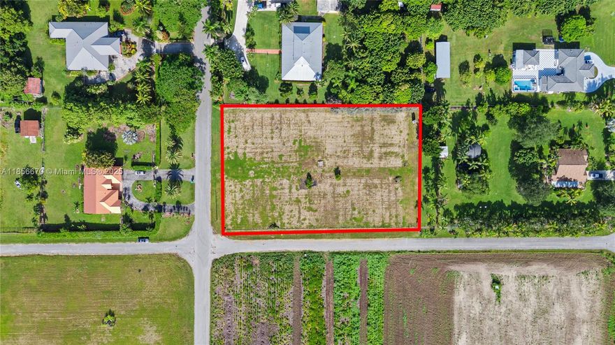 Exceptional 1.25-acre corner lot in The Redlands—ready to build your dream home! Flat and usable with the rare option for two separate entrances, perfect for a main residence plus guest house, in-law suite, or private office. Surrounded by high-end new construction and nearing completion for an easy build. Plenty of room for a pool, workshop, RV/boat storage, or lush gardens. Utilities nearby and a peaceful, established neighborhood add to the appeal. Enjoy extra privacy from the corner position while still being close to top-rated schools, shopping, dining, and major roadways. Create a custom estate with space to live, work, and play—all in one of the most desirable areas in The Redlands. Opportunities like this are rare—secure yours today and start building the future you’ve envisioned!