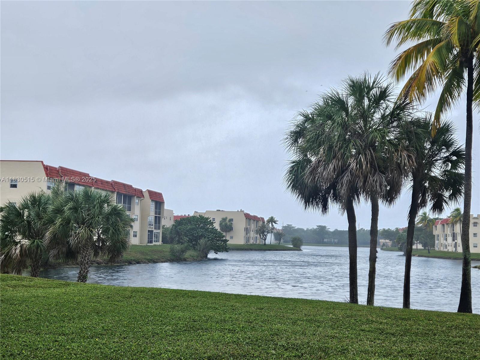 SUNRISE LAKES 83 CONDO - Residential