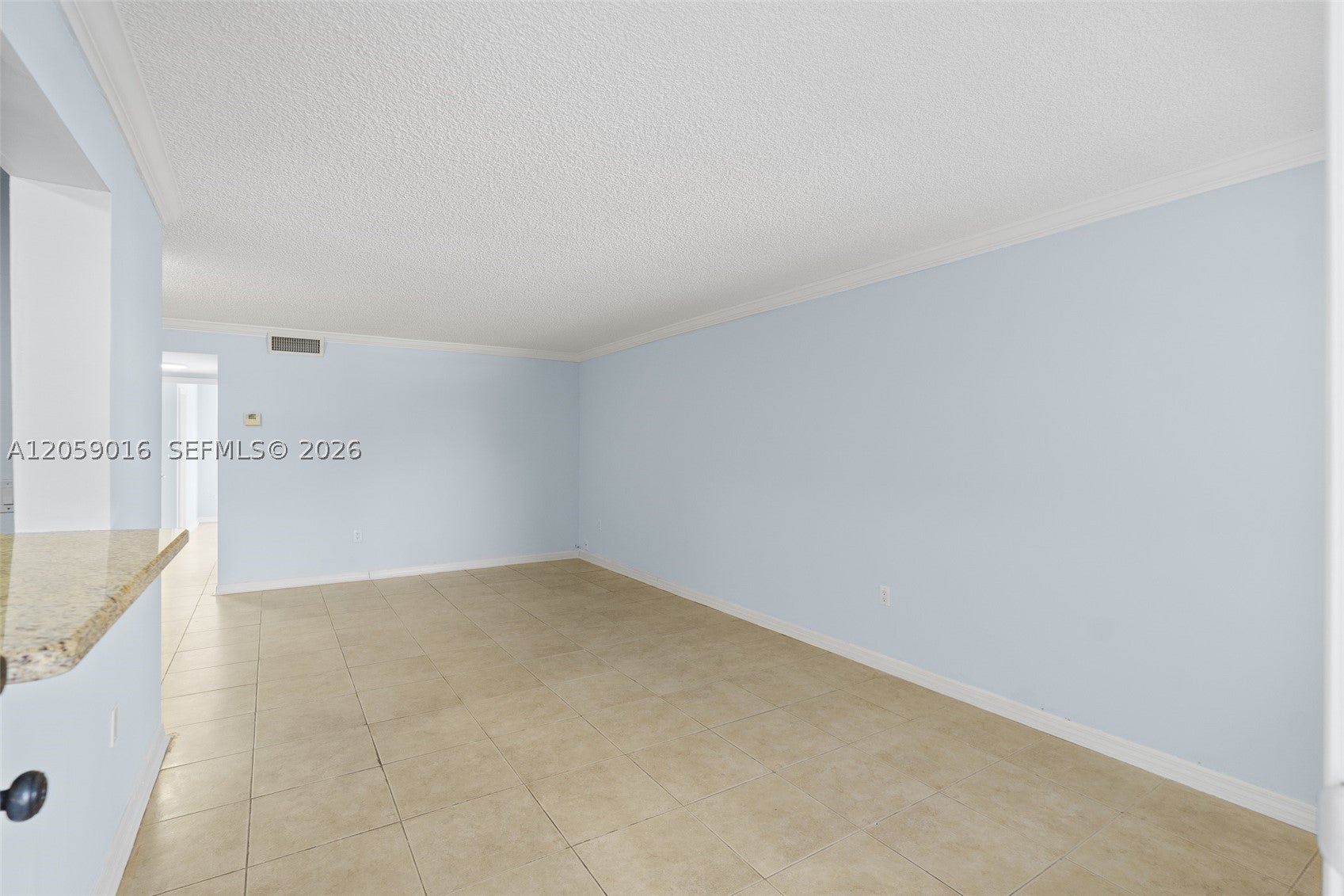 7620 Carlyle Ave 206