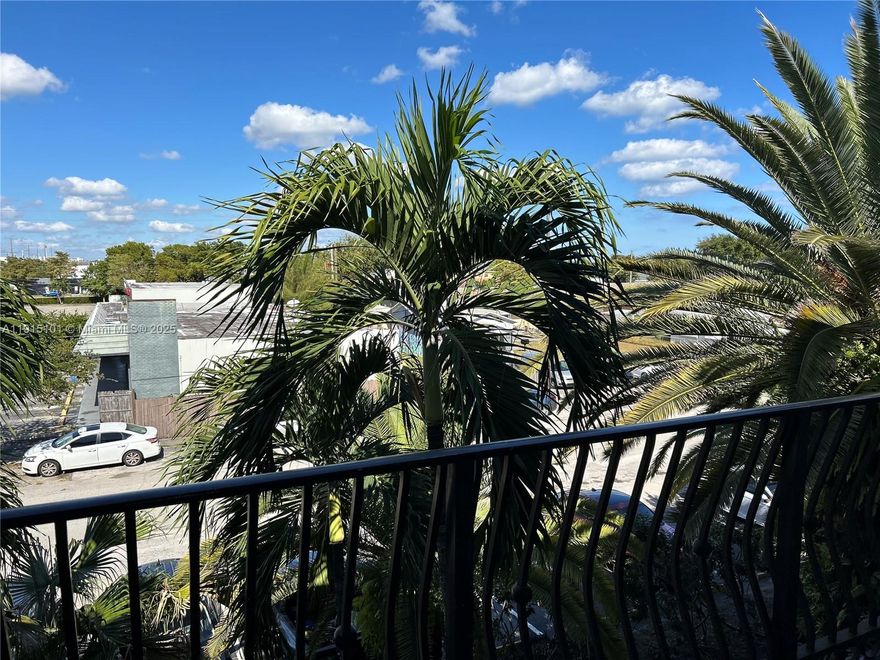 AVAILABLE DEC 01ST , COME SEE THIS REALLY CUTE 1-BEDROOM UNIT WITH AMPLE LIGHT THROUGHOUT. GARDEN VIEW .BIG LIVING ROOM READY FOR YOUR FAMILY & FRIENDS' VISITS. WASHER IN BUILDING .
2. FLOOR USE ELEVATOR OR JUST EASY SCROLL  STAIRS UP. LOCATION IS NEAR GULFSTREAM CASINO AND SHOPS, LIBRARY, AND JUST A SHORT DRIVE TO THE BEACH. PERFECT FOR A FIRST-TIME MOVING  TOGETHER COUPLE. DON'T WAIT ,TEXT YOUR LISTING AGENT NOW (305)450-9384. EASY FAST APPROVALS.