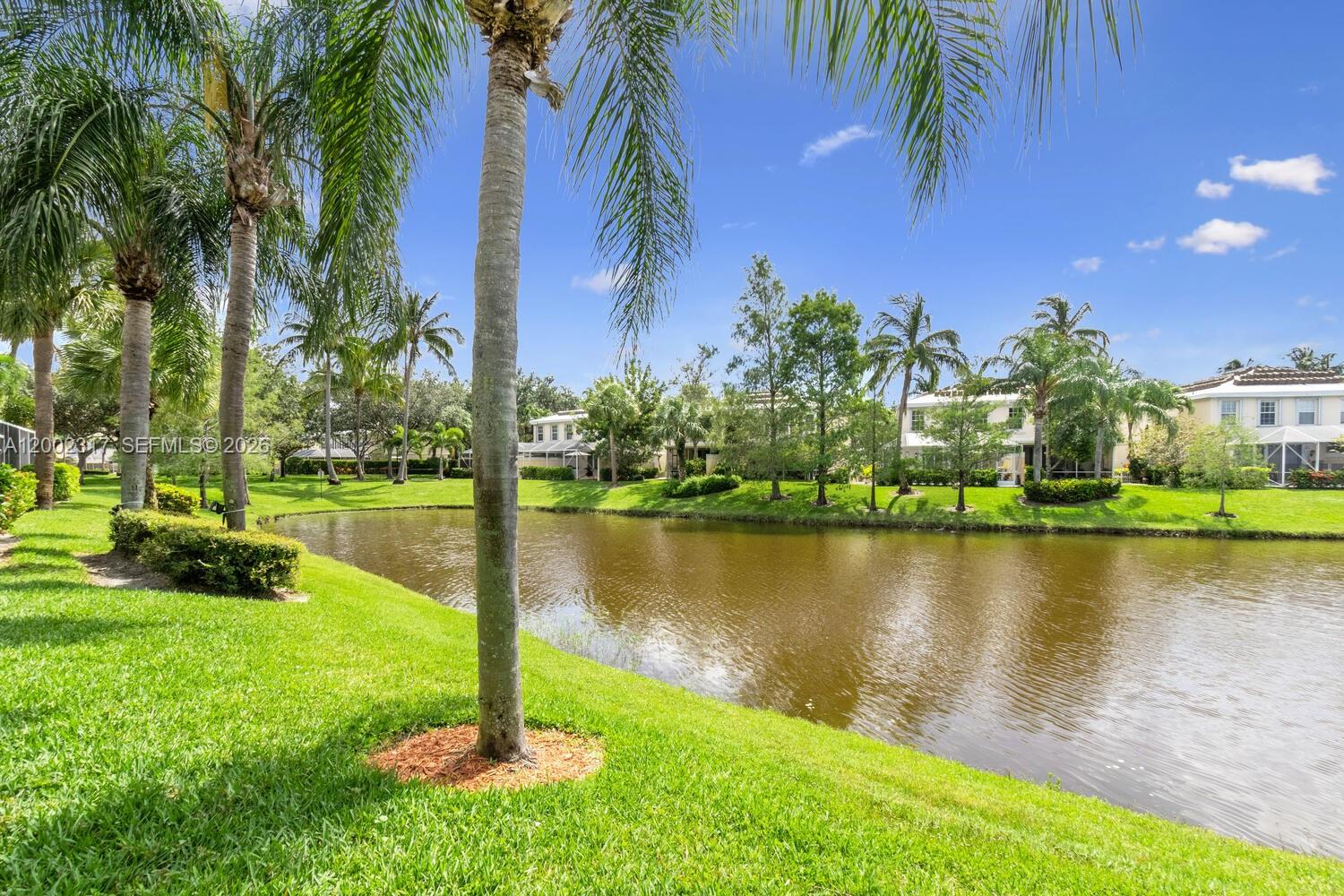 CATALINA LAKES - Residential Lease