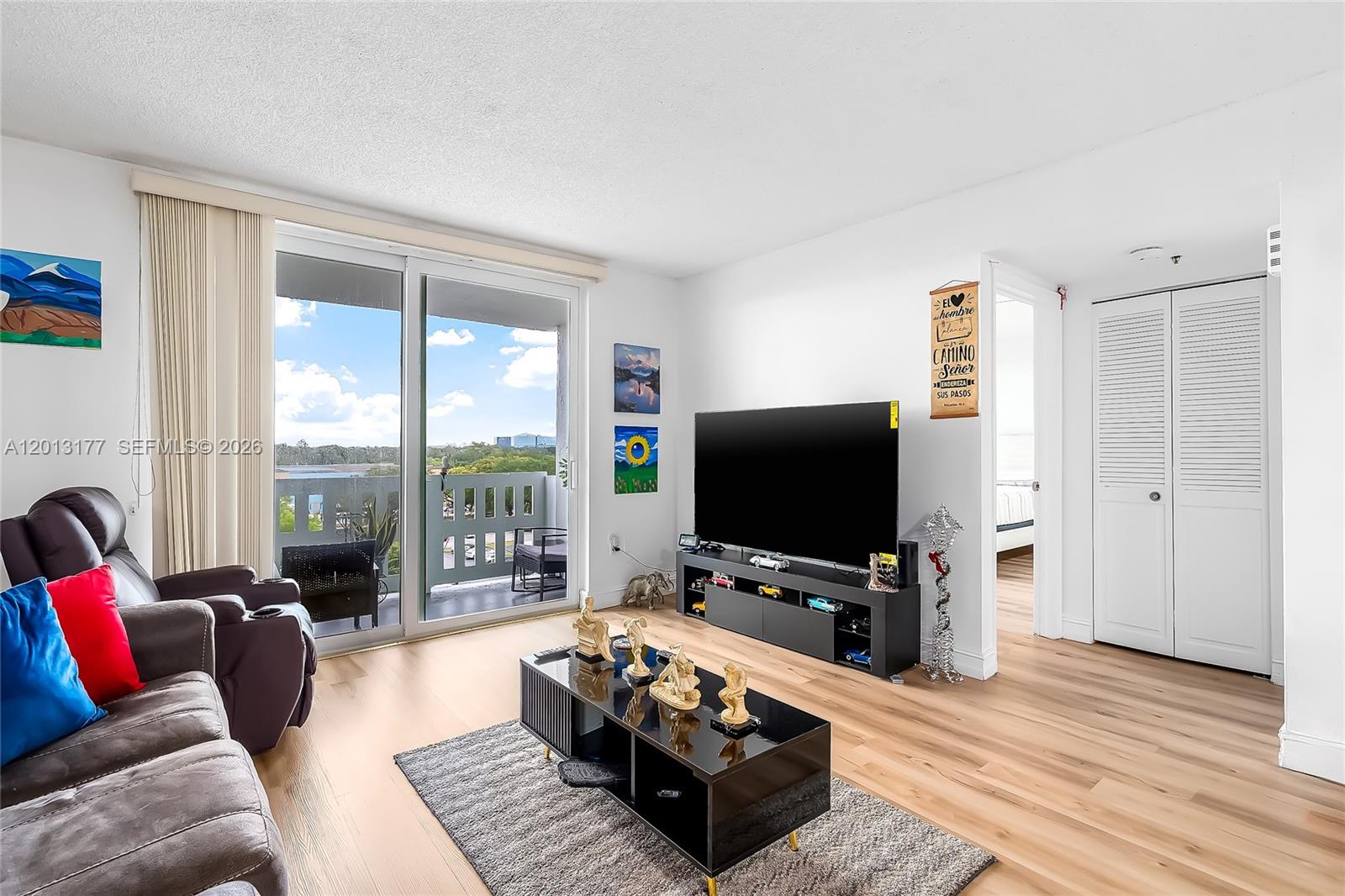 Hillcrest East 20 - Residential