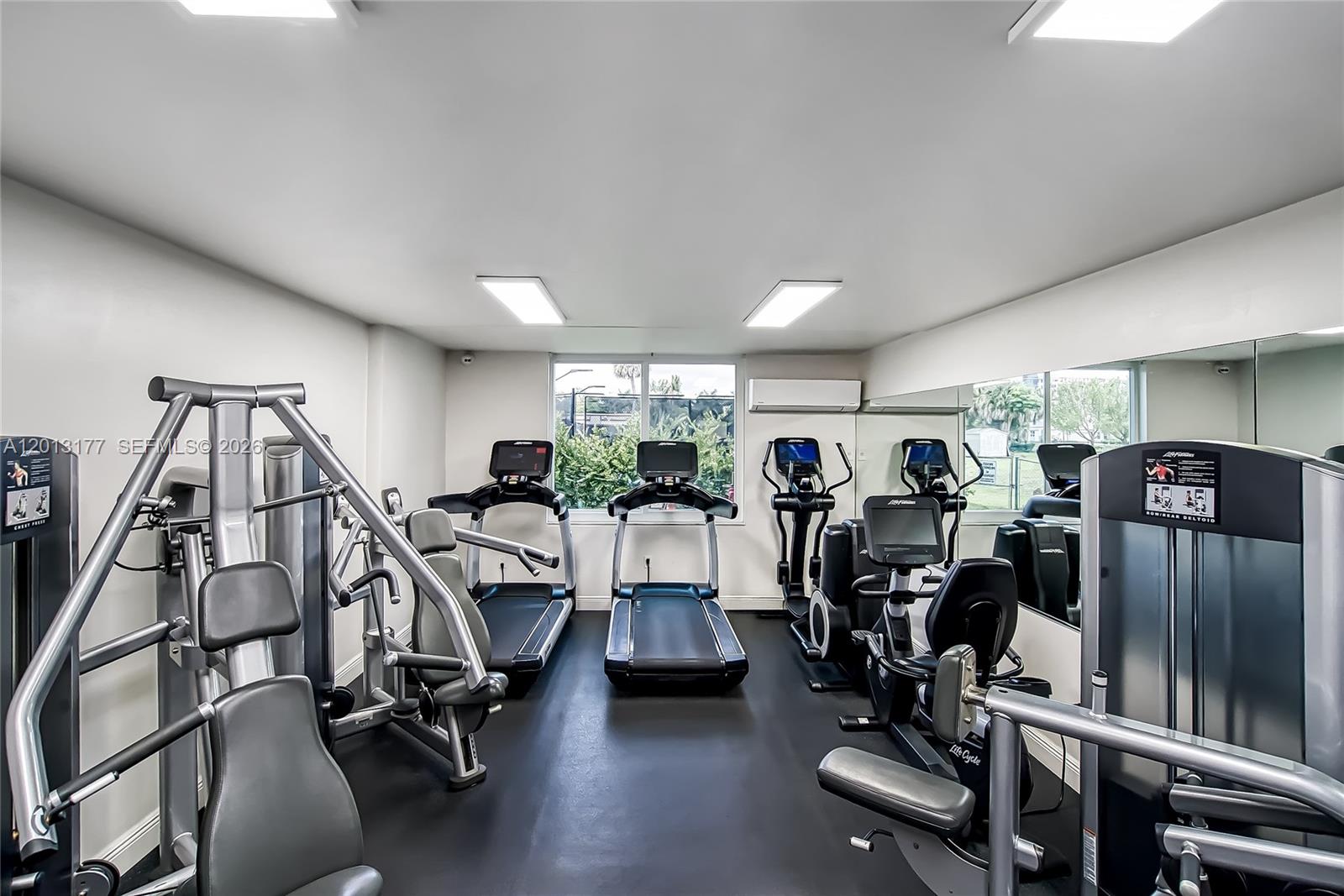 Hillcrest East 20 - Residential