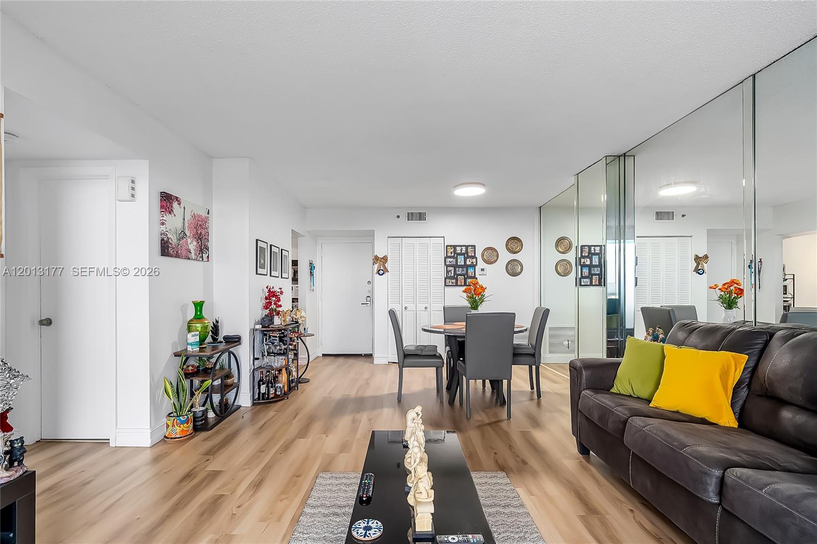Hillcrest East 20 - Residential