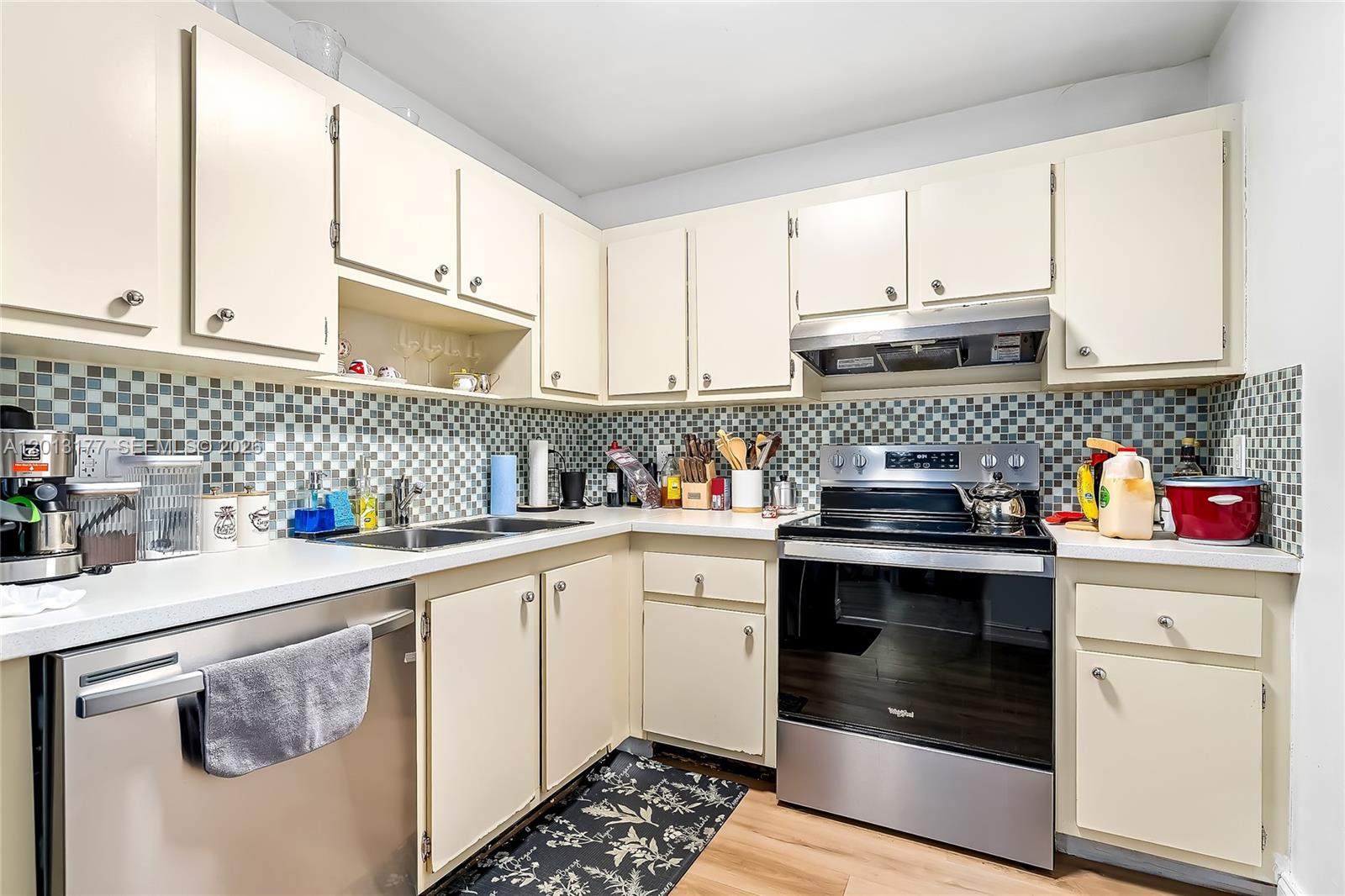 Hillcrest East 20 - Residential