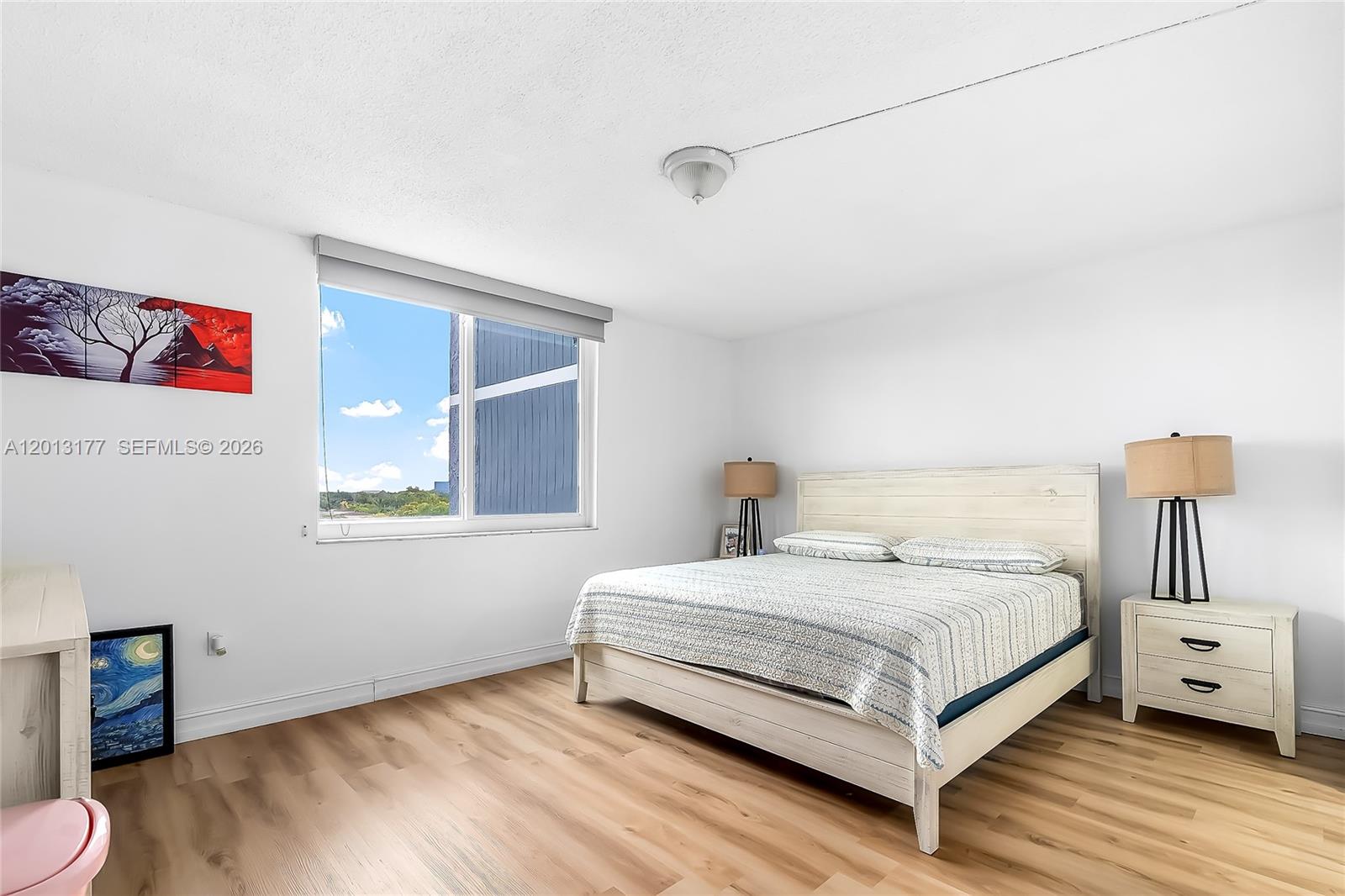 Hillcrest East 20 - Residential