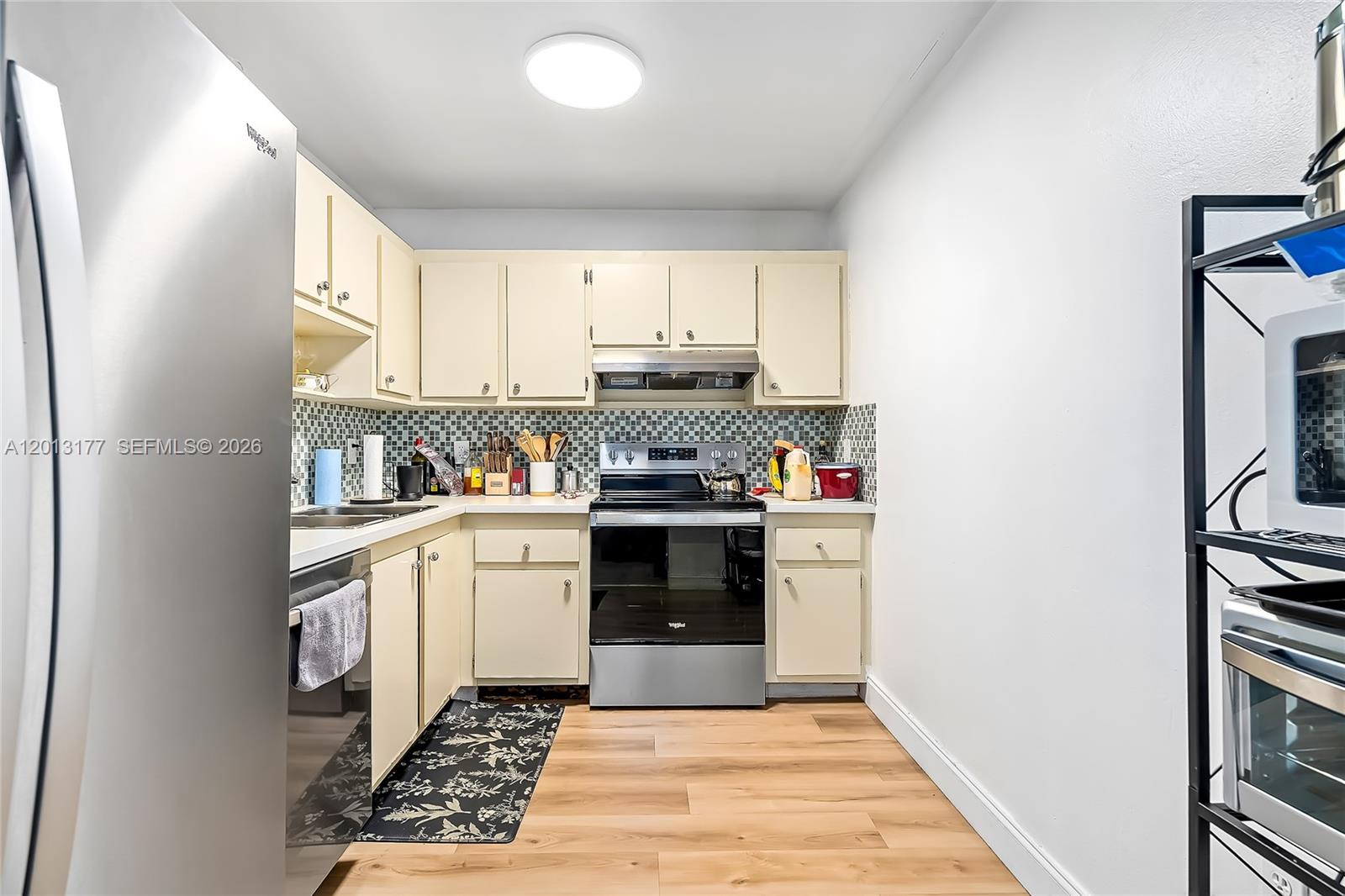 Hillcrest East 20 - Residential