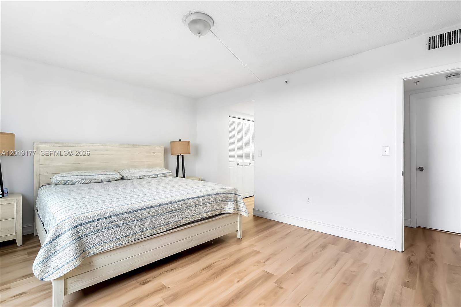 Hillcrest East 20 - Residential