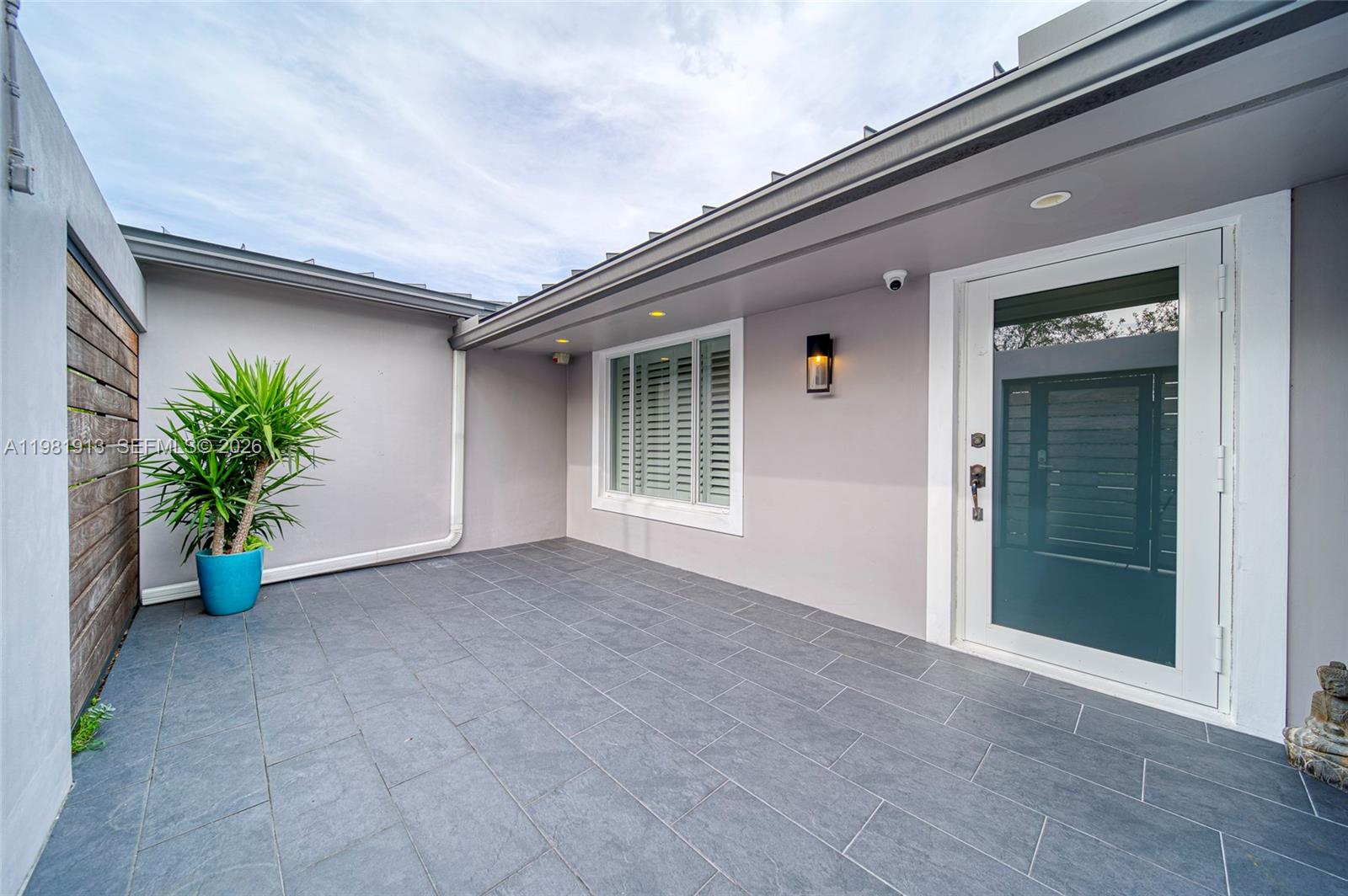 KENDALE SOUTH SEC 2 PART - Residential Lease