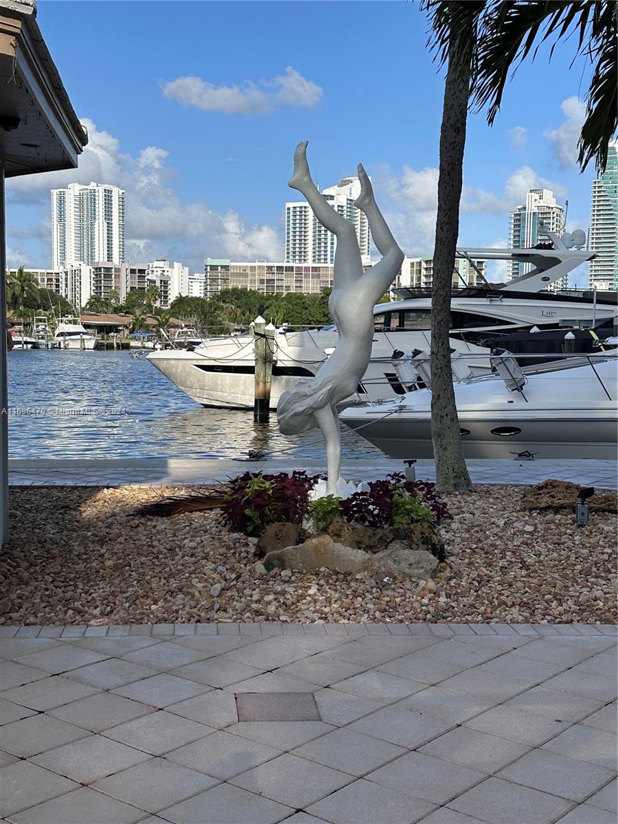 ANCHOR BAY CLUB CONDO - Residential