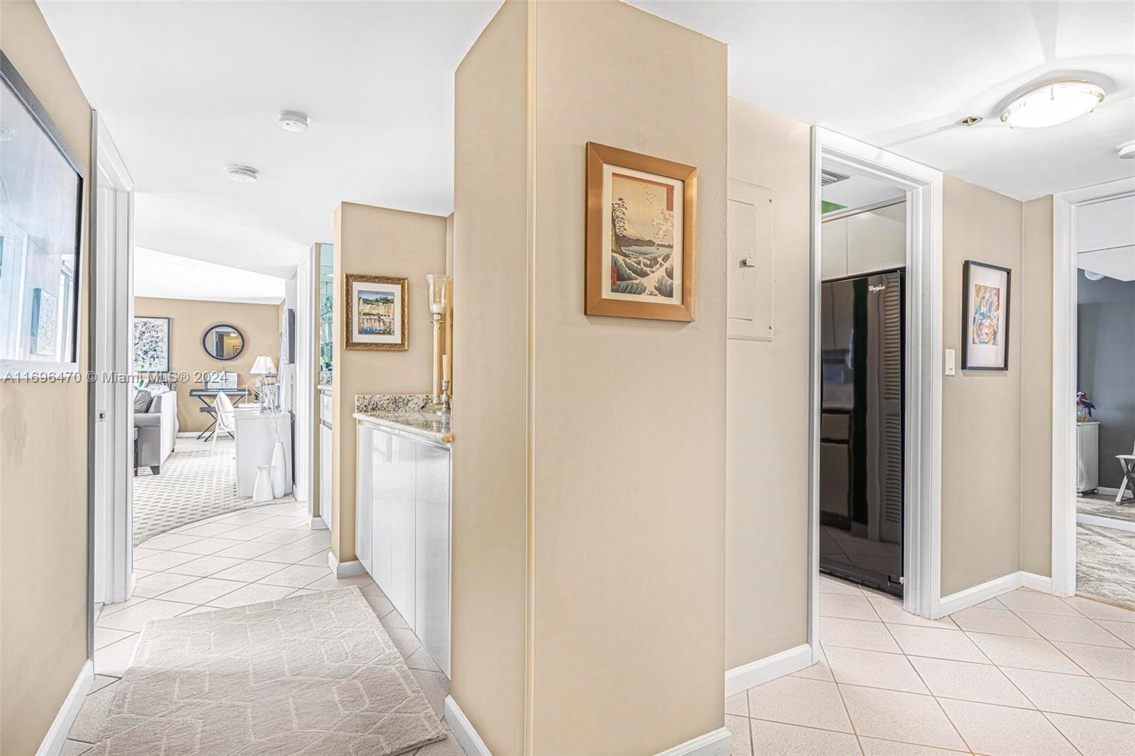 ANCHOR BAY CLUB CONDO - Residential