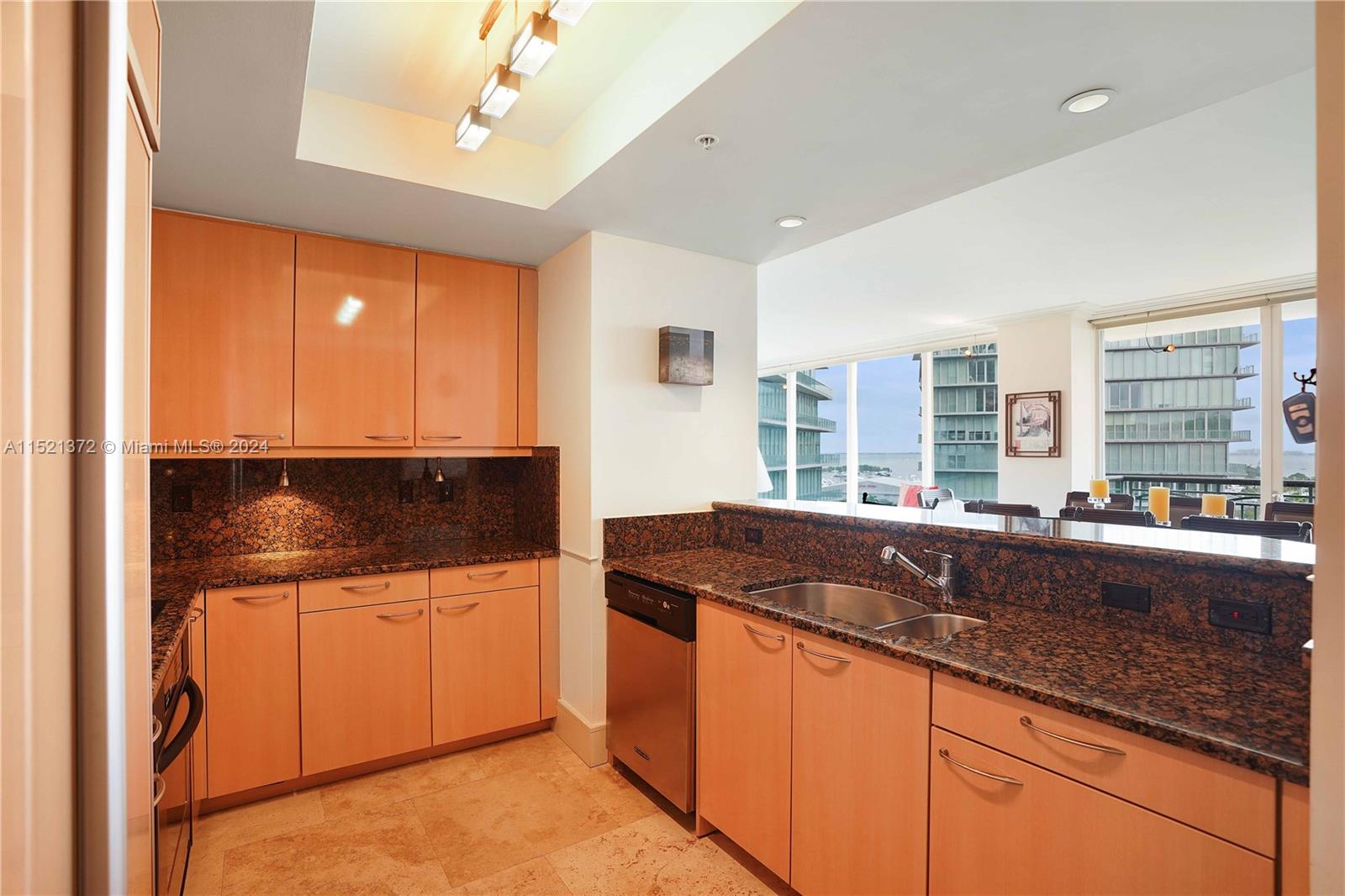 The Executive Residences - Residential