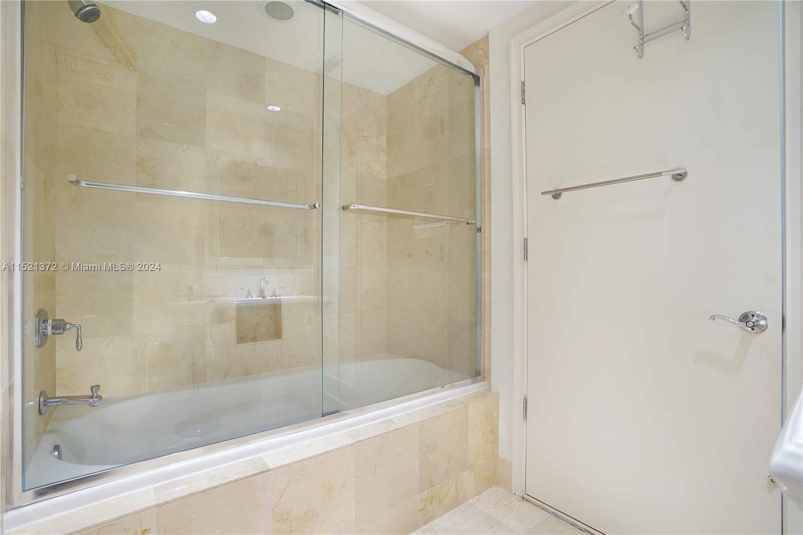 The Executive Residences - Residential