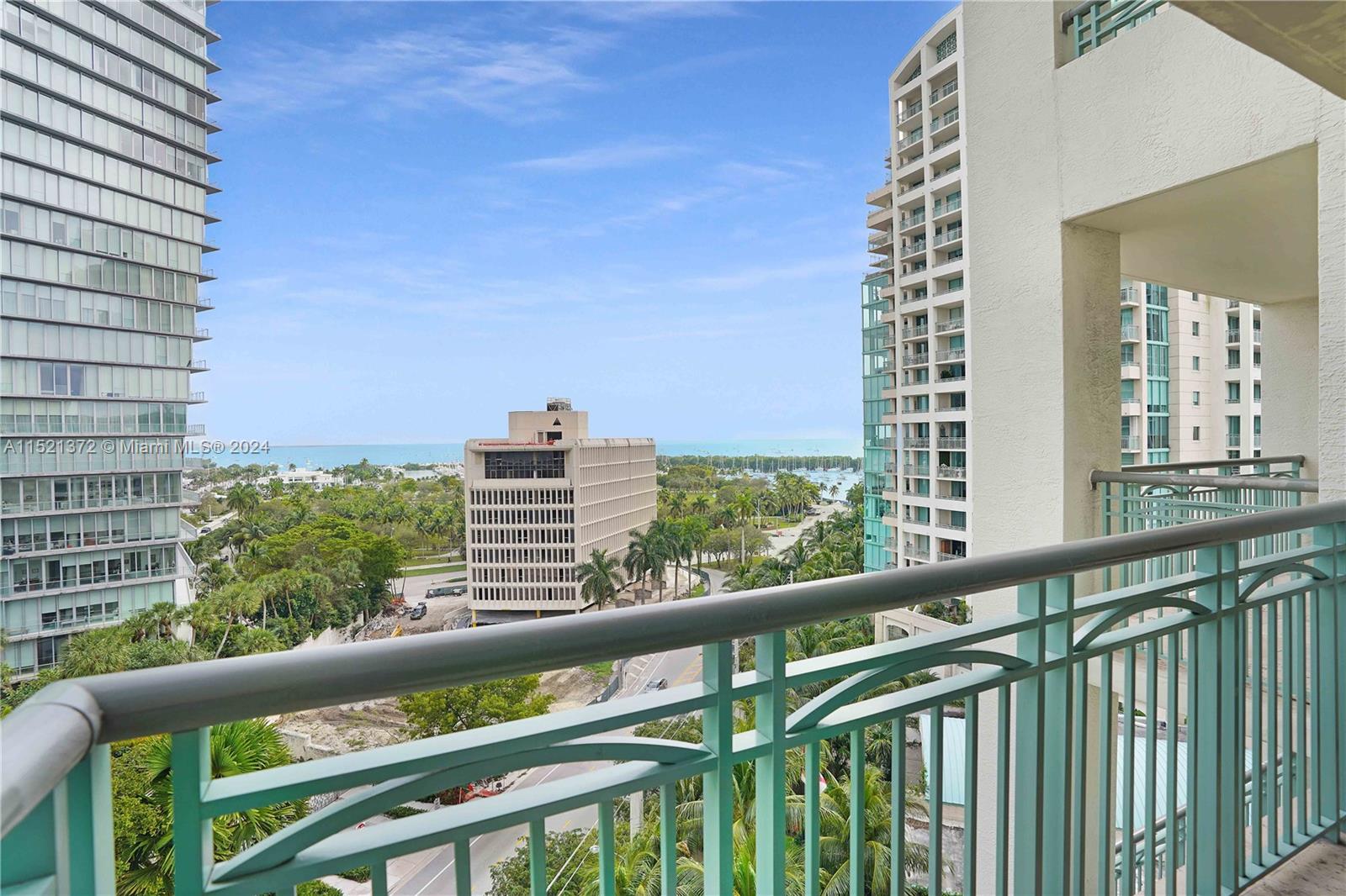 The Executive Residences - Residential