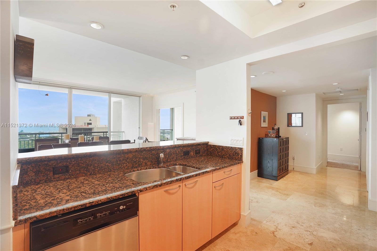 The Executive Residences - Residential