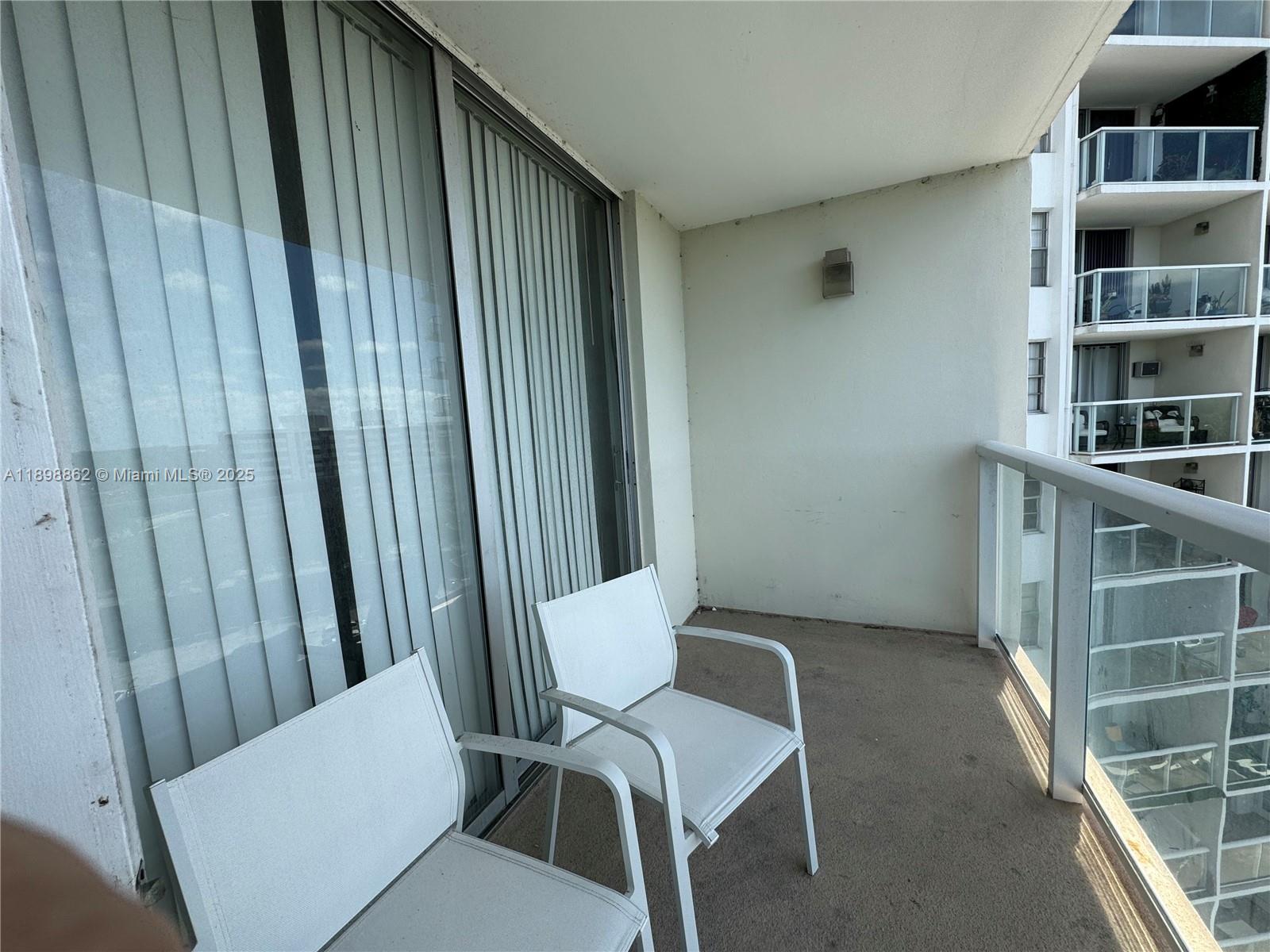 BUCKLEY TOWERS CONDO - EA - Residential Lease