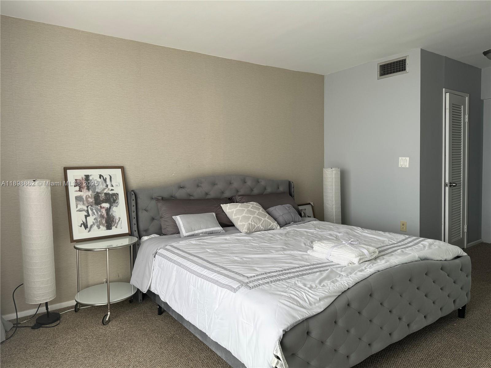 BUCKLEY TOWERS CONDO - EA - Residential Lease