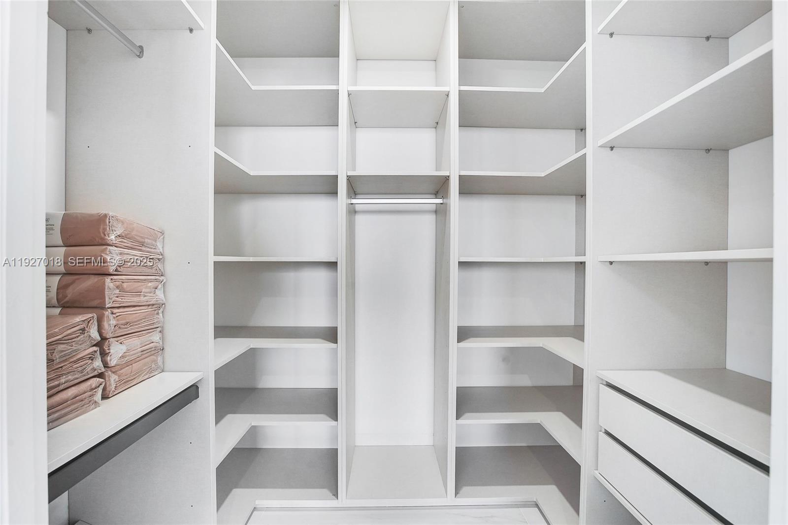 Aria Reserve Condominium - Residential Lease