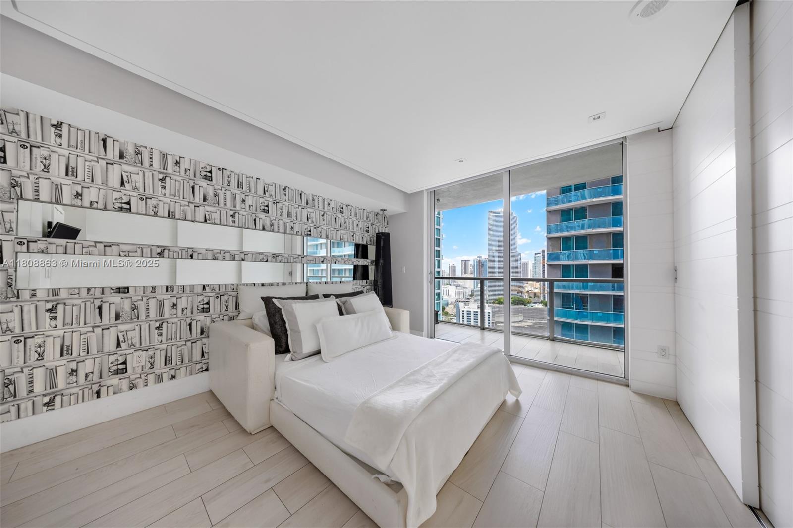 500 BRICKELL WEST CONDO - Residential
