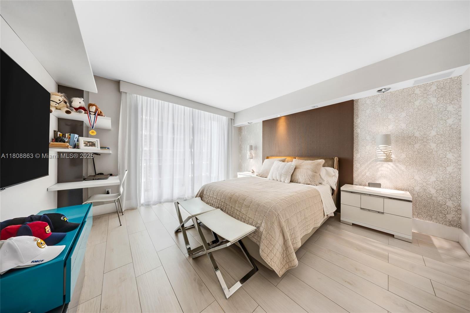 500 BRICKELL WEST CONDO - Residential