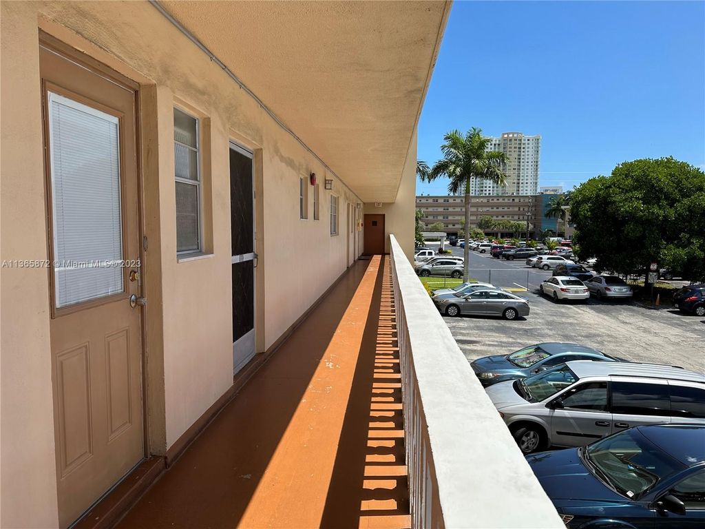 Photo of 218 NE 12th Ave #206, Hallandale Beach, FL 33009 (MLS # A11365872)