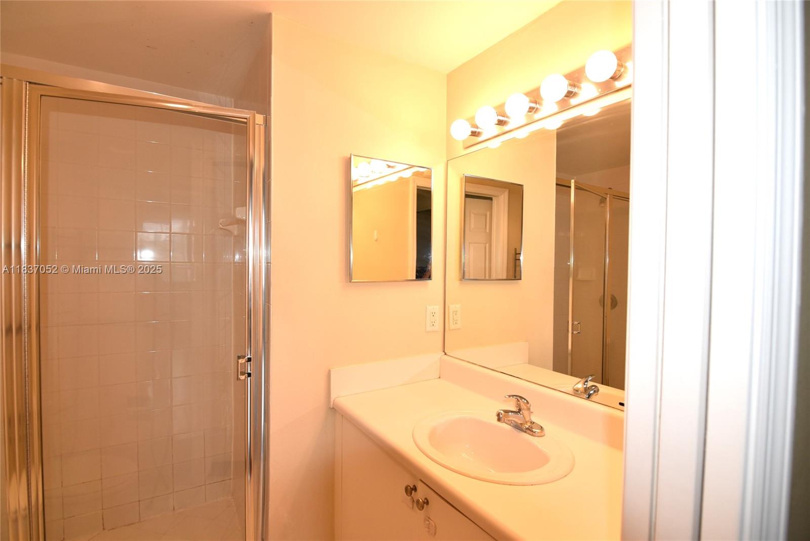 EL-AD RESIDENCES AT MIRAM - Residential