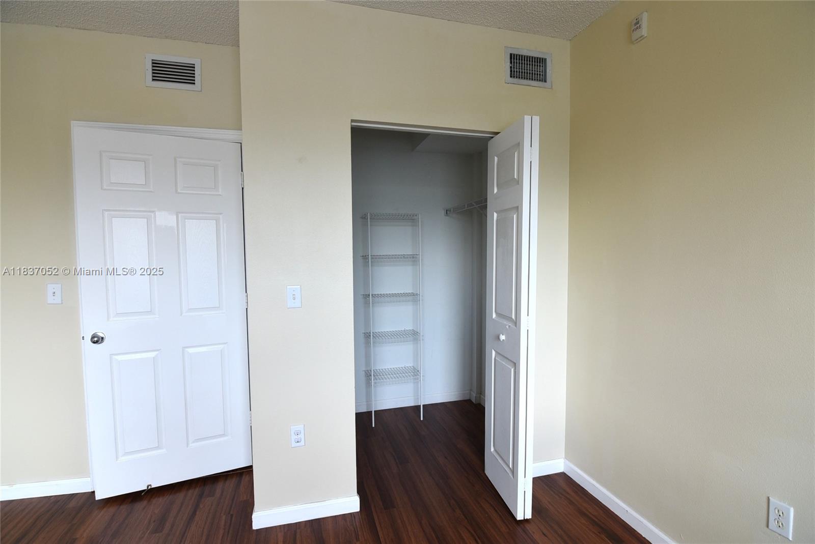 EL-AD RESIDENCES AT MIRAM - Residential