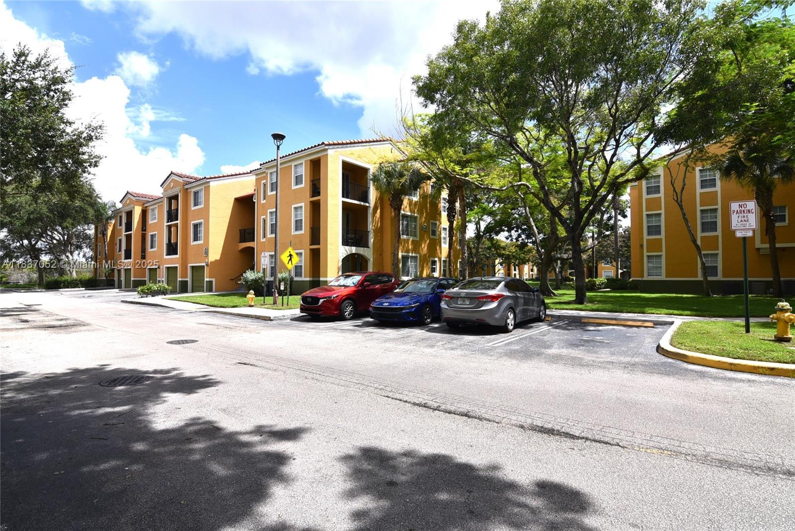 2151 W Preserve Way 202, Miramar, FL, 33025/$309,000 2 2151 W Preserve Way 202
