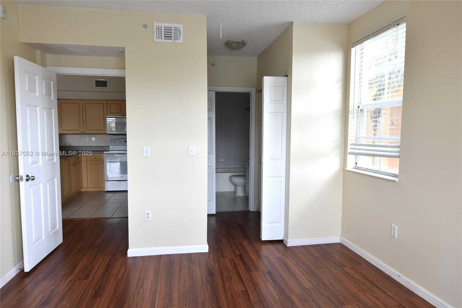 EL-AD RESIDENCES AT MIRAM - Residential