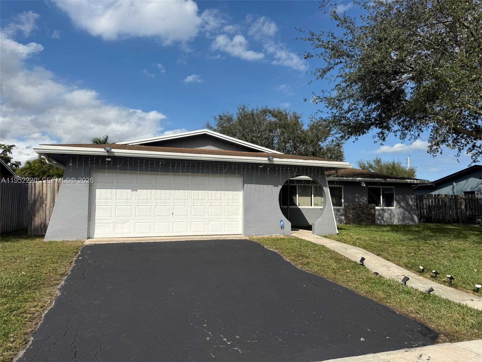 View photos, virtual tours, details... 9511 NW 8th St