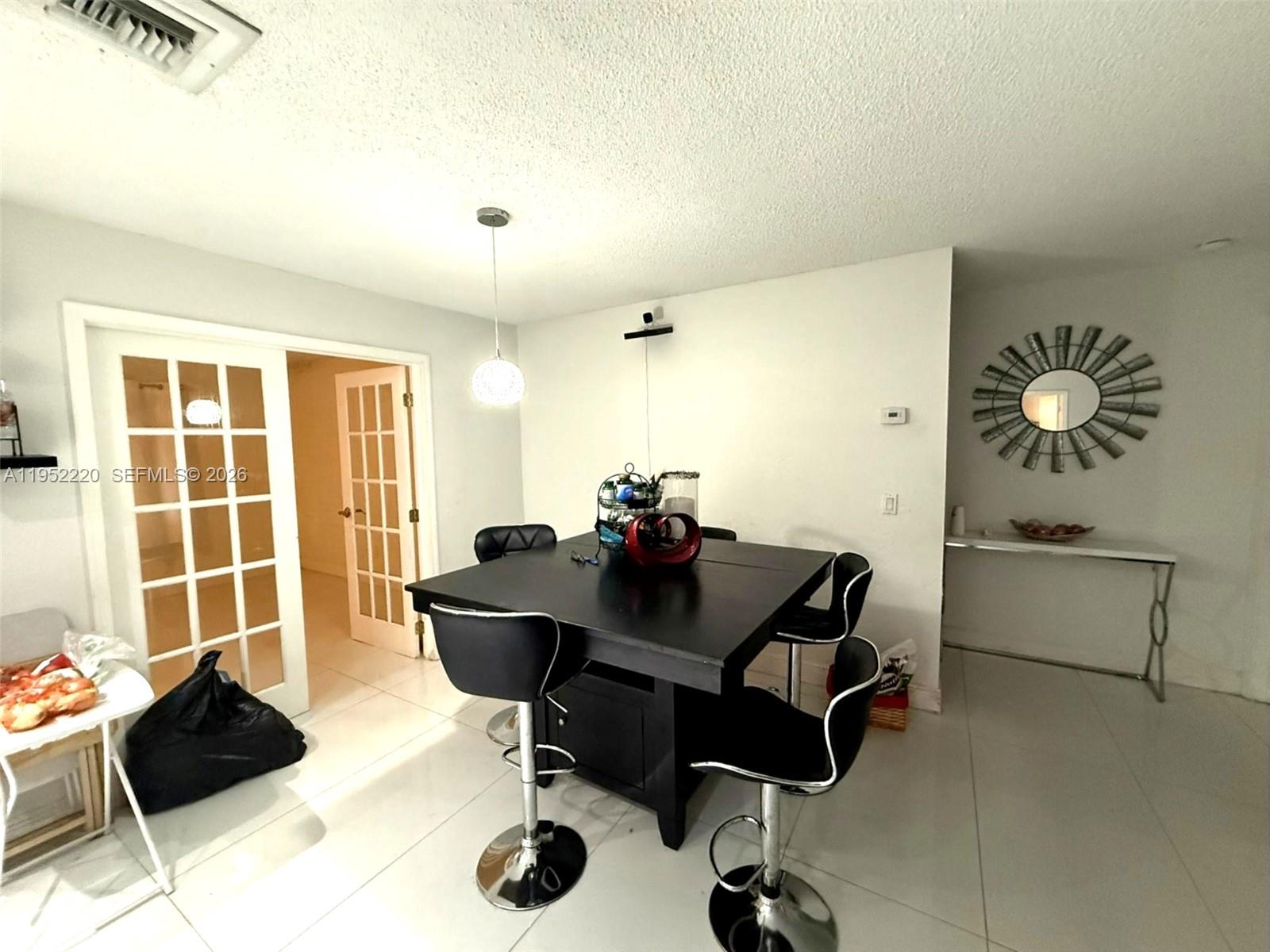 PASADENA LAKES SOUTH - Residential