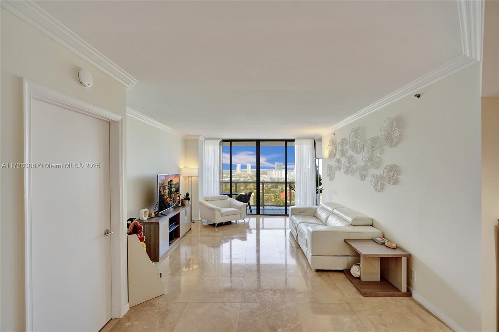 3600 Yatch Club Dr 1701