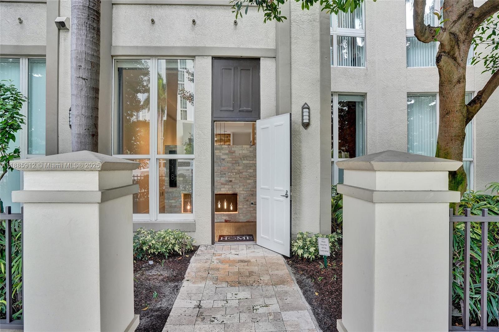 CITYPLACE SOUTH TOWER CON - Residential Lease