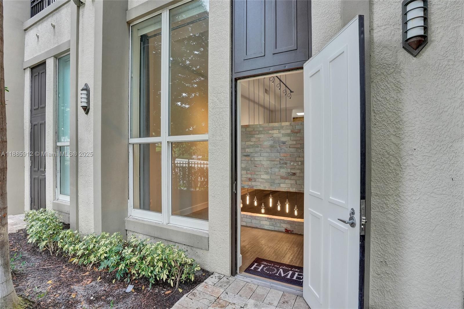 CITYPLACE SOUTH TOWER CON - Residential Lease