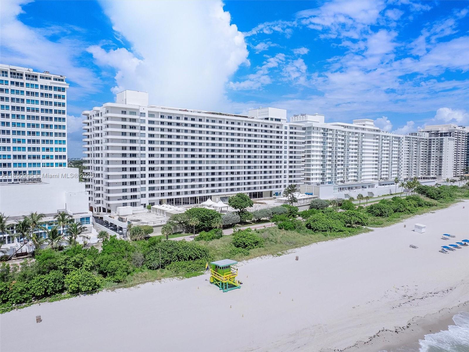 5555 Collins Ave 4S