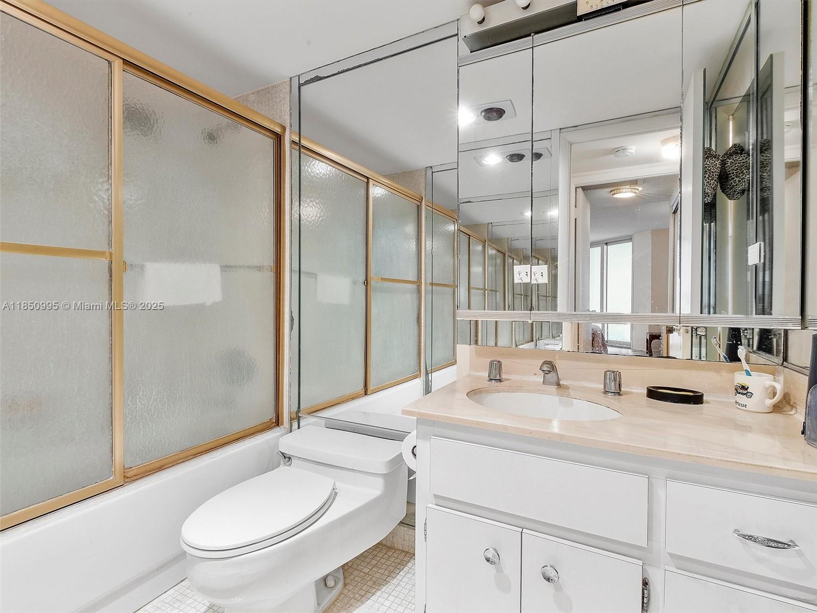 OCEANSIDE PLAZA CONDO - Residential