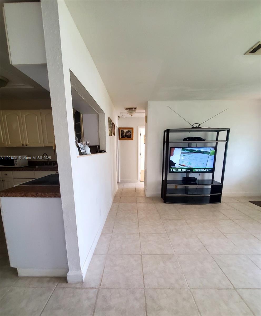 DRIFTWOOD ACRES NO 5 - Residential Lease