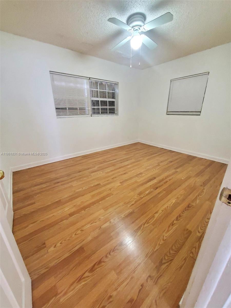 DRIFTWOOD ACRES NO 5 - Residential Lease