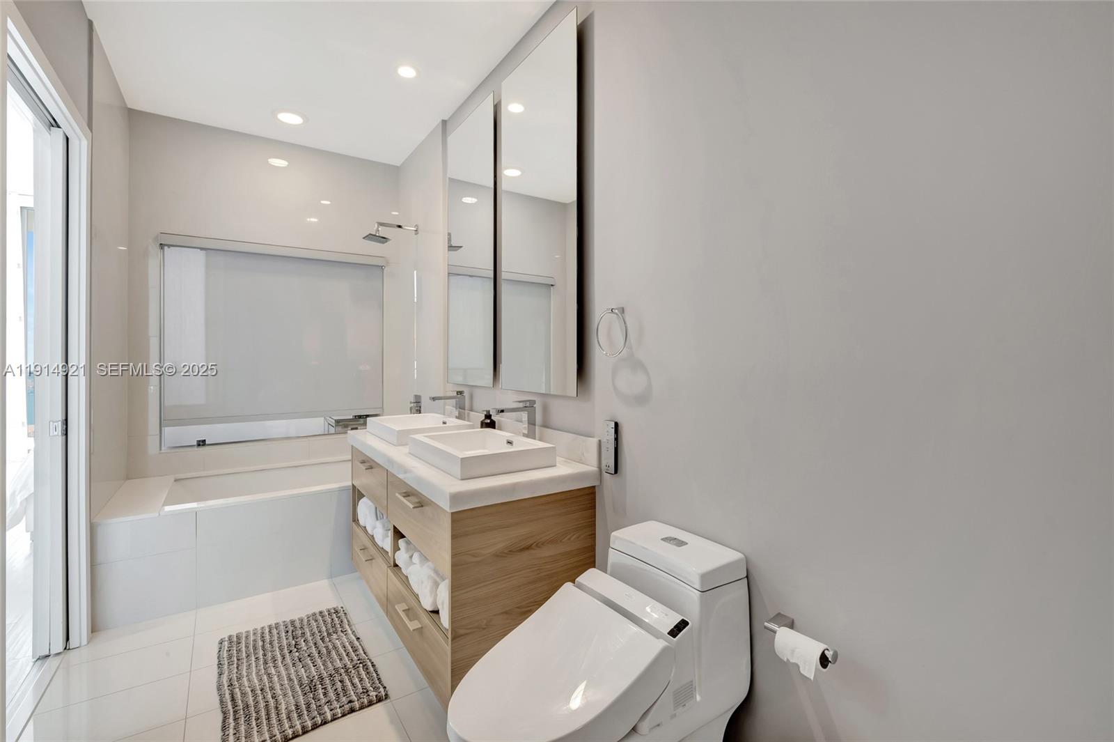 1300 S MIAMI AVENUE CONDO - Residential