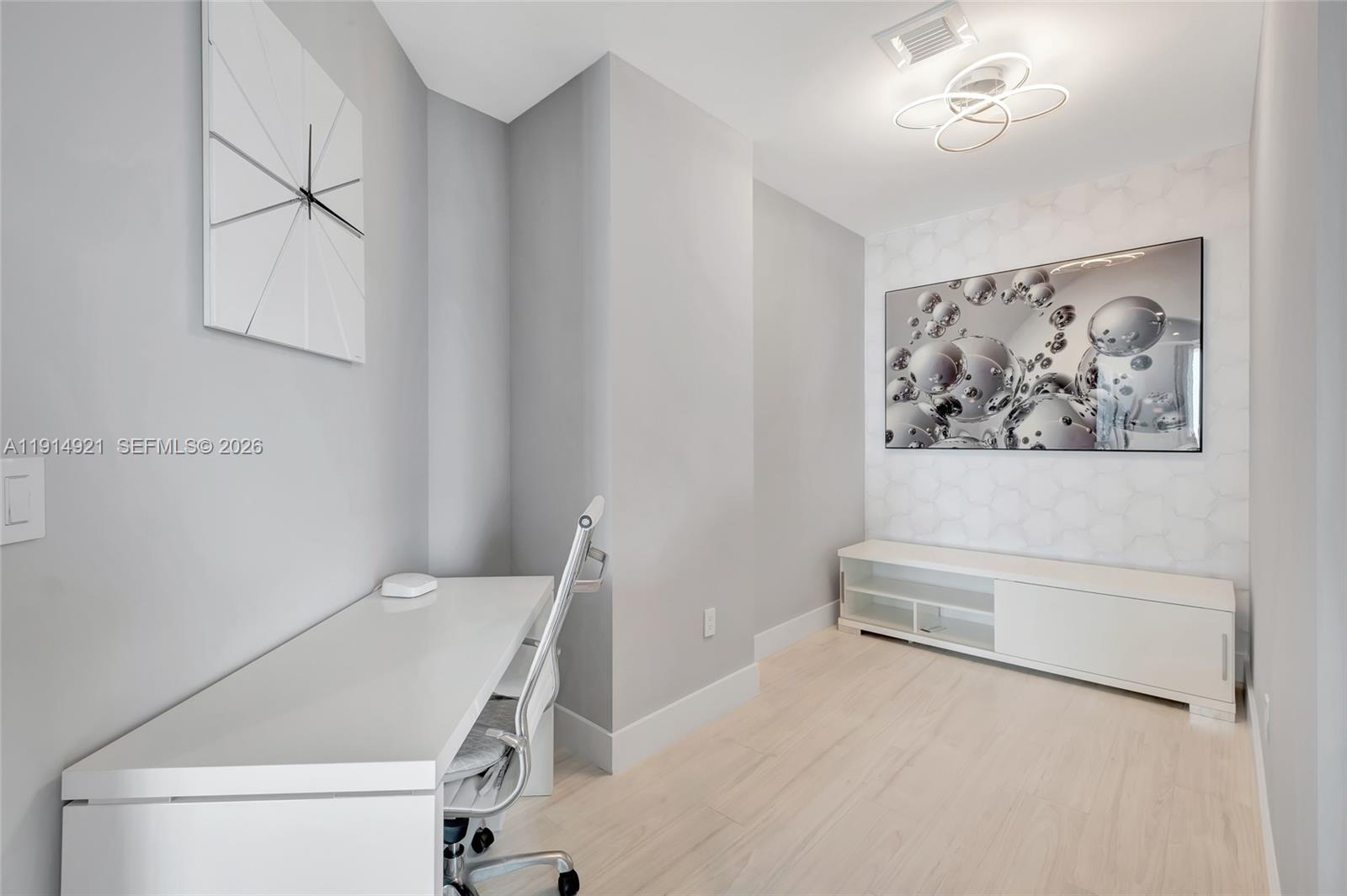 1300 S MIAMI AVENUE CONDO - Residential