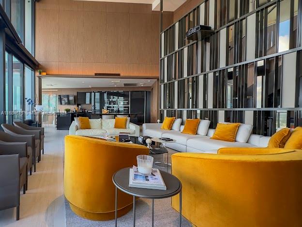 18555 COLLINS AVENUE COND - Residential Lease