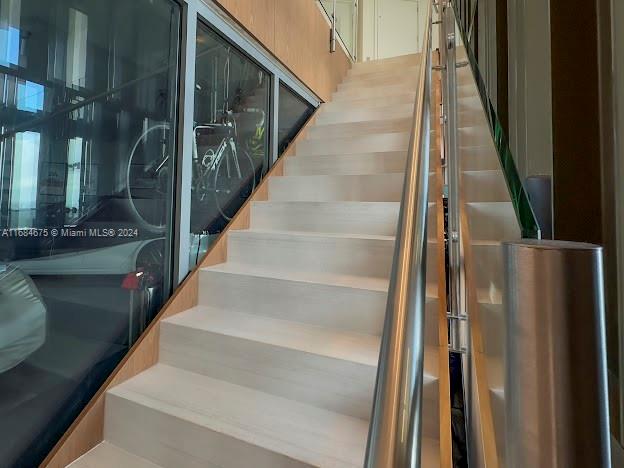 18555 COLLINS AVENUE COND - Residential Lease