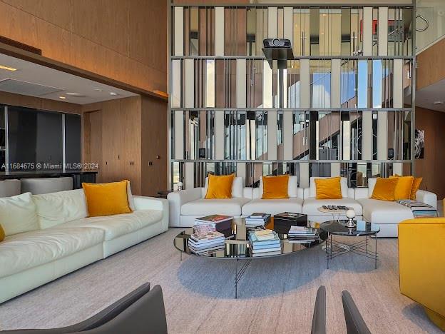 18555 COLLINS AVENUE COND - Residential Lease