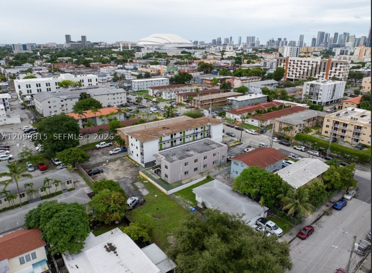 220 SW 18th Ave